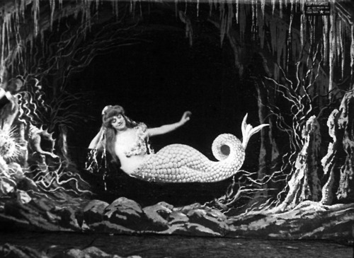 Draw me like one of your French Girls